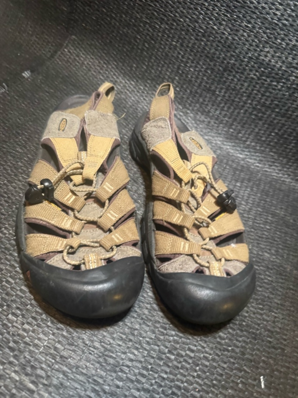 Keen Men's Brown Outdoor Sandal - Closed Toe Hiking Sandals